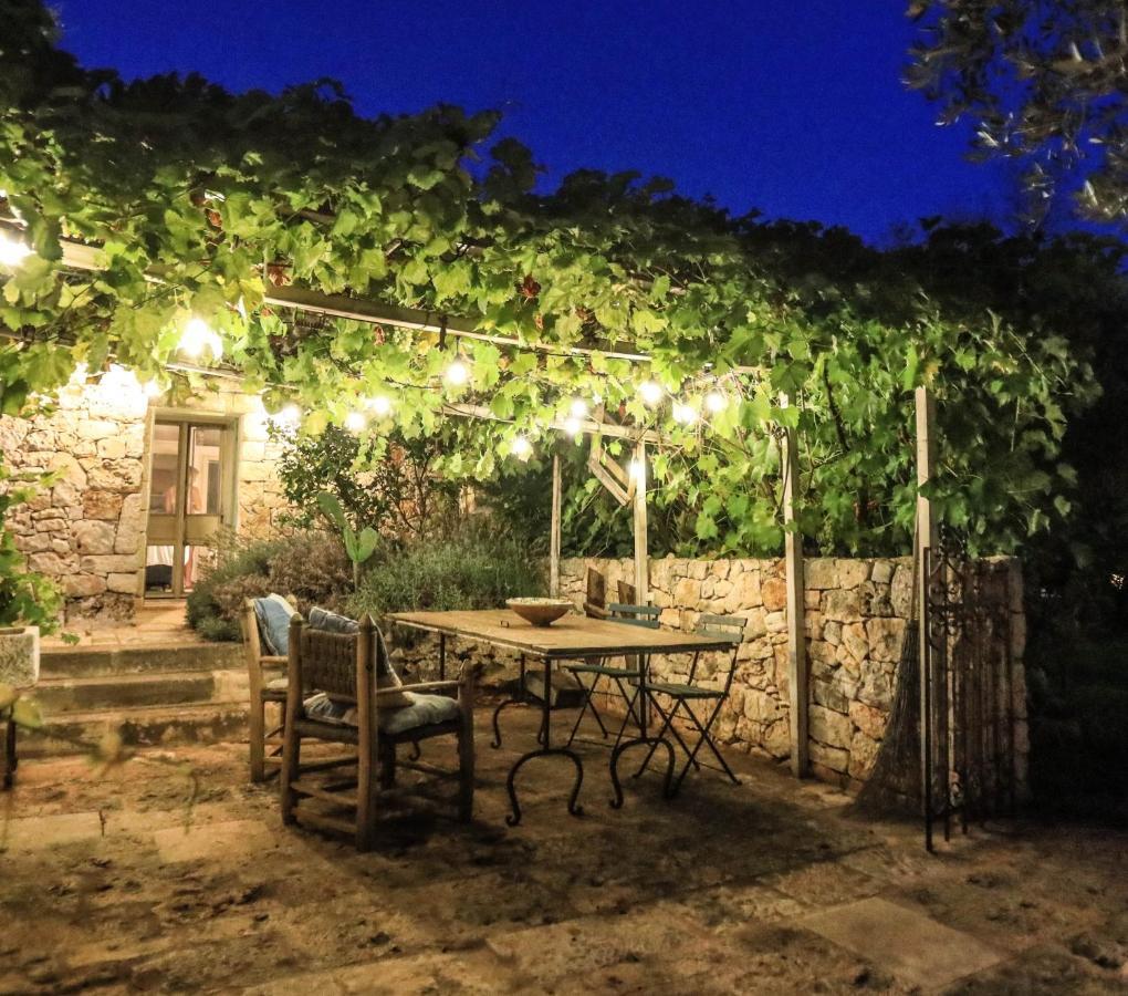 Trulli Il Geco Sognante Villa Ceglie Messapica Bagian luar foto